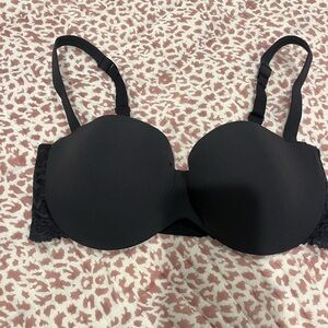 Elegant Black Lace SKIMS bra